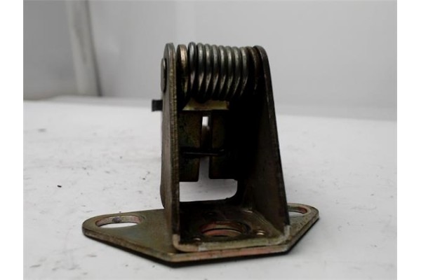 Recambio de bisagra sup. puerta trasero izquierda para ford transit furgón (e_ _) 2.5 di (eal, eas) referencia OEM IAM 86VBV4410