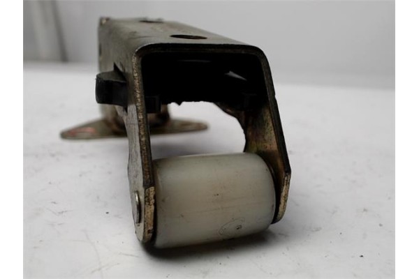 Recambio de bisagra sup. puerta trasero izquierda para ford transit furgón (e_ _) 2.5 di (eal, eas) referencia OEM IAM 86VBV4410