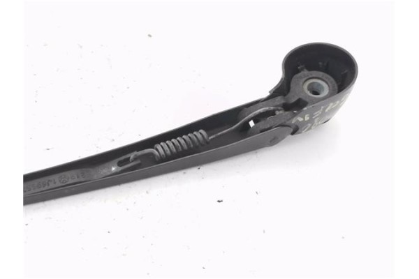 Recambio de brazo limpiaparabrisas trasero para volkswagen golf iv berlina (1j1) 1.9 sdi referencia OEM IAM 1J6955707A  