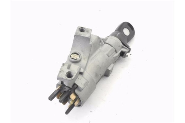 Recambio de clausor para volkswagen golf iv berlina (1j1) 1.9 sdi referencia OEM IAM 107905855CB 6R0905851C 