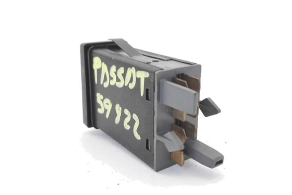 Recambio de interruptor luces emergencia para volkswagen passat berlina (3b2) 1.8 básico referencia OEM IAM 3B0953235E01C  