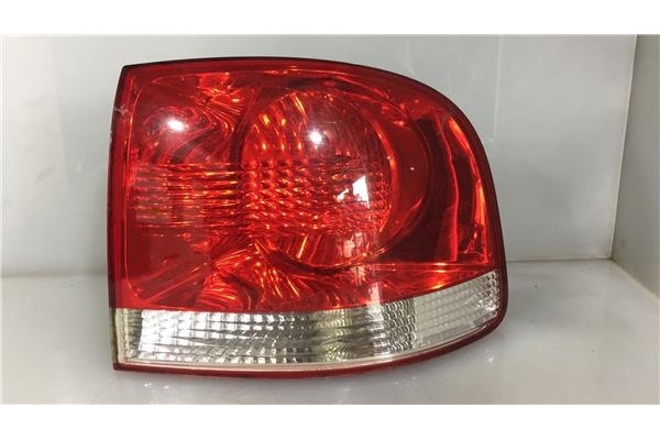 Recambio de piloto trasero derecho para volkswagen touareg (7la) 5.0 tdi v10 referencia OEM IAM 7L6945096K  7L6945096P , AUDI