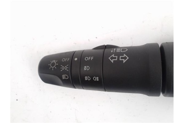 Recambio de mando de luces para nissan almera tino (v10m) referencia OEM IAM   