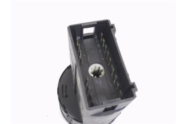 Recambio de mando de luces para volkswagen golf iv berlina (1j1) 1.9 sdi referencia OEM IAM 8L0953513G01C 1C0941531A 
