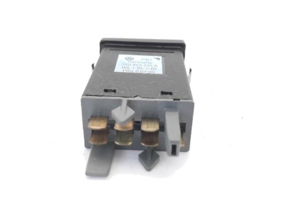 Recambio de interruptor luces emergencia para volkswagen passat berlina (3b2) 1.8 básico referencia OEM IAM 3B0953235E01C  