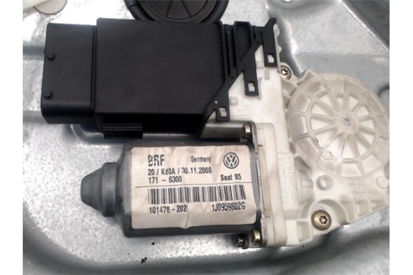Recambio de elevalunas electrico delantero derecho para seat toledo (1m2) 1.9 tdi referencia OEM IAM 1M1837730E  