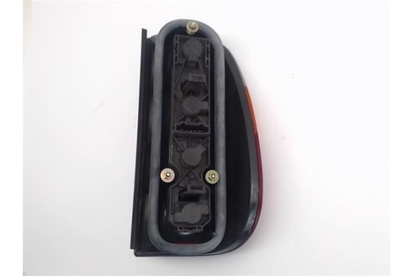 Recambio de piloto trasero derecho para seat inca (6k9) referencia OEM IAM 677233540  