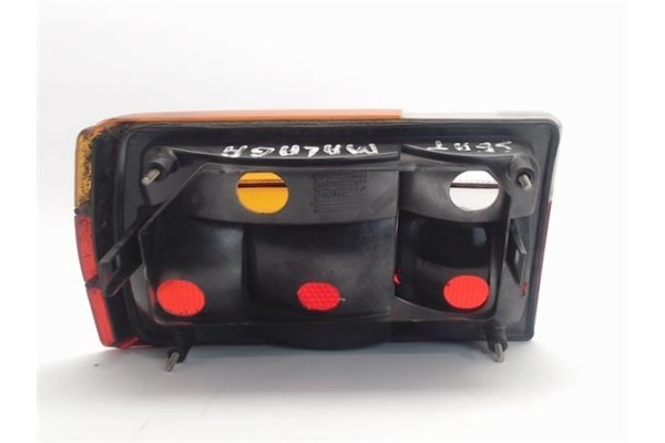 Recambio de piloto trasero derecho para seat malaga referencia OEM IAM  1868D 