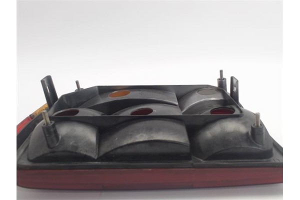 Recambio de piloto trasero derecho para seat malaga referencia OEM IAM  1868D 