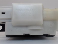 Recambio de cerradura porton para renault clio iii referencia OEM IAM 8200076240  8200947699 , RENAULT