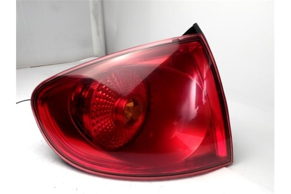 Recambio de piloto trasero izquierdo para seat altea (5p1) 1.9 tdi referencia OEM IAM 5P0945095E 5P0945111B 