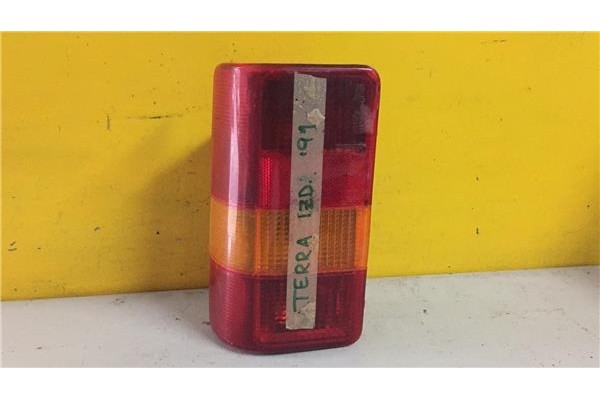Recambio de piloto trasero izquierdo para seat terra furgón (024a) 0.9 referencia OEM IAM 7R01433  