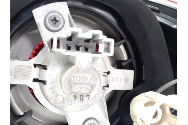 Recambio de piloto trasero izquierdo para seat altea (5p1) 1.9 tdi referencia OEM IAM 5P0945095E 5P0945111B 