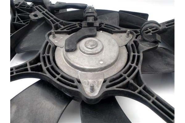 Recambio de electroventilador para mitsubishi outlander (cw0) 2.0 di-d intense referencia OEM IAM 1355A140 1355A103 
