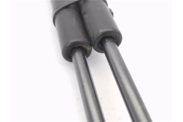 Recambio de amortiguador porton para opel vectra b berlina 1.8 i 16v referencia OEM IAM JB475550  