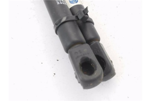 Recambio de amortiguador porton para opel vectra b berlina 1.8 i 16v referencia OEM IAM JB475550  
