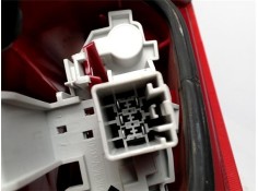 Recambio de piloto trasero derecho para ford fiesta vi 1.4 referencia OEM IAM 8A6113404A  