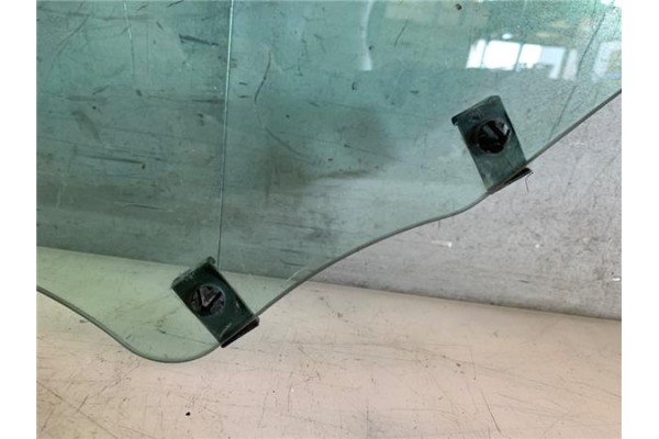 Recambio de luna puerta delantero derecha para peugeot 407 2.0 hdi 135 referencia OEM IAM 9202G3 43R000262 