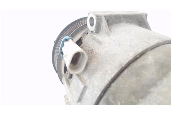 Recambio de compresor aire acond. para opel vectra b berlina 1.8 i 16v referencia OEM IAM 1135324 90443840 