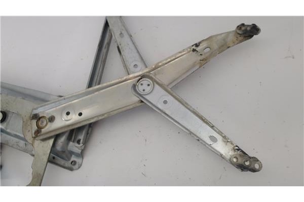 Recambio de mecanismo elevalunas delantero izquierdo para opel vectra b berlina 1.8 i 16v referencia OEM IAM 1207126  