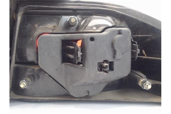 Recambio de piloto trasero izquierdo para saab 9-3 berlina referencia OEM IAM   