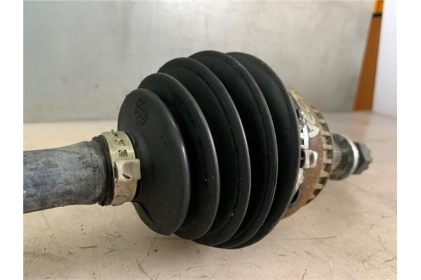 Recambio de palier delantero derecho para opel vectra b berlina 1.8 i 16v referencia OEM IAM 374306  