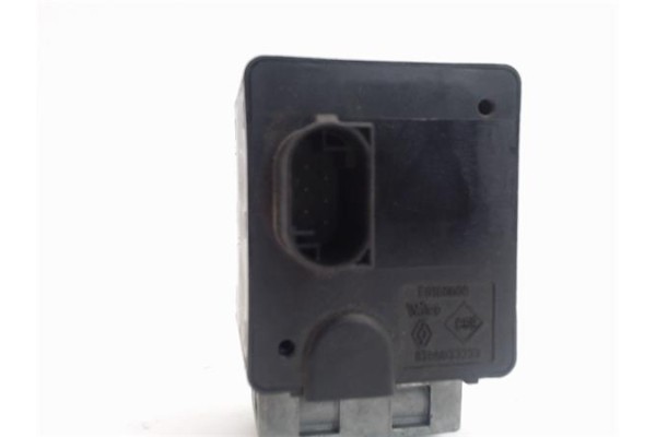 Recambio de centralita encendido para renault megane ii berlina 5p referencia OEM IAM 820033233   Recambio de centralita encendido para renault megane ii berlina 5p referencia OEM IAM 820033233
