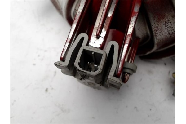 Recambio de piloto porton trasero izquierdo para fiat stilo (192) 1.2 16v (192_xa1b) referencia OEM IAM 46786565  46758988 , FIA