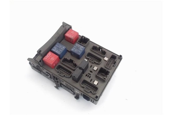 Recambio de centralita para renault laguna ii grandtour (kg0) 1.8 expression referencia OEM IAM 8200190285 216687181A 