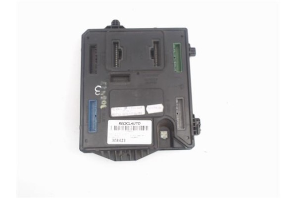 Recambio de centralita para renault scenic iii (jz) 1.5 bose edition referencia OEM IAM S180098201 284B13297R 