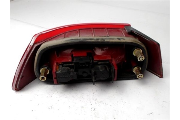 Recambio de piloto trasero derecho para alfa romeo 145 1.6 t.spark referencia OEM IAM 36390748  