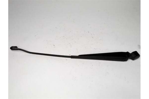 Recambio de brazo limpiaparabrisas delantero derecho para ford escort berlina 1.6 laser referencia OEM IAM   438 , FIAT | 456 , 