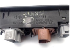 Recambio de botonera puerta delantero izquierda para renault scenic ii (jm) 1.5 dci (jm1e) referencia OEM IAM 8200315042  