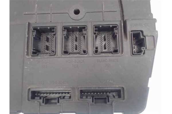 Recambio de centralita para renault megane ii berlina 5p 1.9 confort expression referencia OEM IAM (8200305575) (S118400200I) 