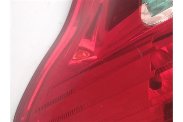 Recambio de piloto trasero izquierdo para citroen c4 coupe referencia OEM IAM 9646801777 79998D 