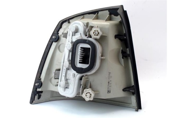 Recambio de piloto trasero derecho para opel astra g fastback (f48_, f08_) 1.6 16v referencia OEM IAM 90521544  