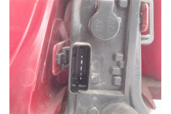 Recambio de piloto trasero derecho para citroen c4 coupe referencia OEM IAM 9646801677 79998D 