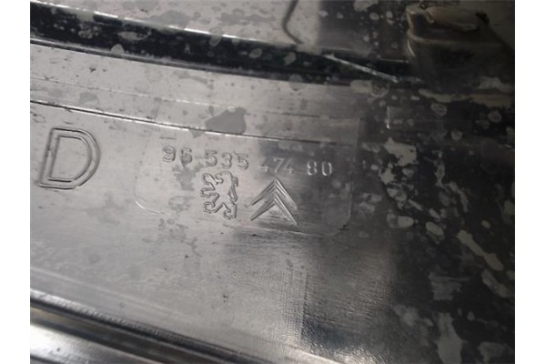 Recambio de piloto trasero derecho para citroen c4 picasso referencia OEM IAM 9653547480 102001 