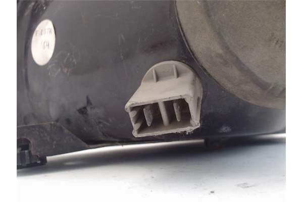 Recambio de faro delantero izquierdo para ford fiesta berl./express referencia OEM IAM 1568607  (X) , FORD | 438 , FIAT | 456 , 