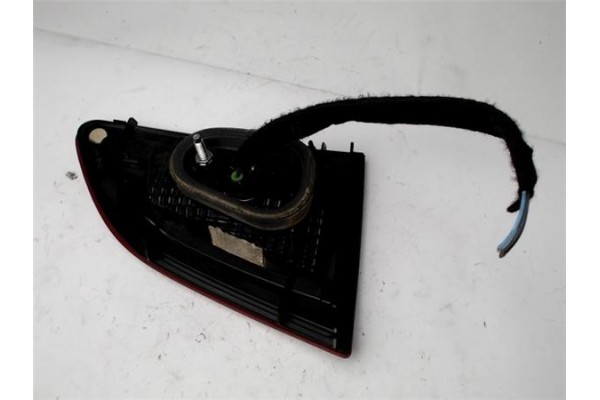 Recambio de piloto porton trasero derecho para renault scenic iii (jz) 1.5 emotion referencia OEM IAM 265500018R  