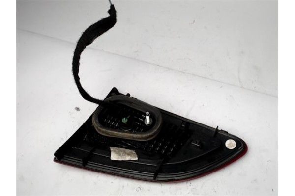 Recambio de piloto porton trasero izquierdo para renault scenic iii (jz) 1.5 emotion referencia OEM IAM 265500018R  