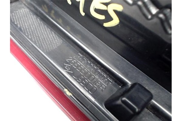 Recambio de piloto porton trasero izquierdo para renault scenic iii (jz) 1.5 emotion referencia OEM IAM 265500018R  