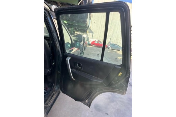 Recambio de puerta trasero derecha para land rover freelander (ln) 2.0 di referencia OEM IAM ALR7926  
