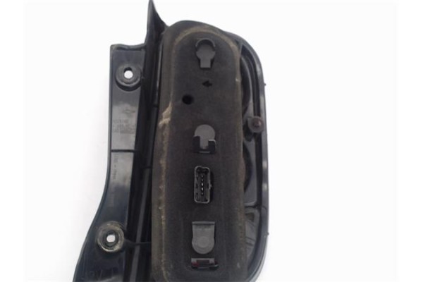 Recambio de piloto trasero izquierdo para nissan micra (k12e) referencia OEM IAM B6555AX710  