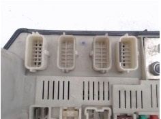 Recambio de caja fusibles/rele para renault megane ii berlina 5p 1.5 business referencia OEM IAM (8200481866J) (5191580A8) 