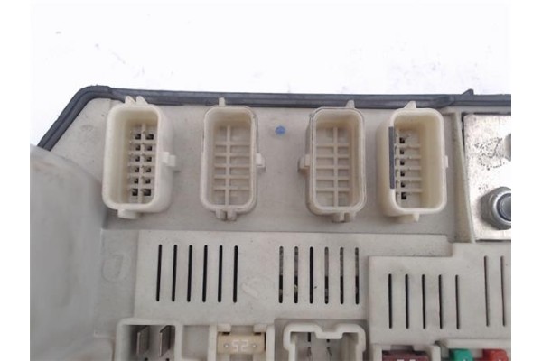 Recambio de caja fusibles/rele para renault megane ii berlina 5p 1.5 business referencia OEM IAM (8200481866J) (5191580A8) 