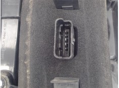 Recambio de piloto trasero izquierdo para nissan micra (k12e) referencia OEM IAM B6555AX710  