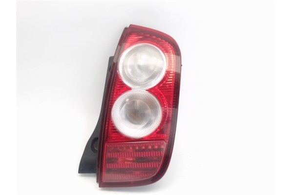 Recambio de piloto trasero derecho para nissan micra (k12e) referencia OEM IAM   