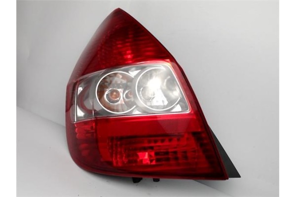 Recambio de piloto trasero izquierdo para honda jazz (gd1/5) 1.3 referencia OEM IAM   