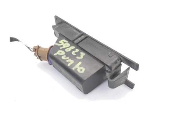 Recambio de piloto matricula para fiat punto / grande punto (199) 1.4 referencia OEM IAM 51767932 430102 